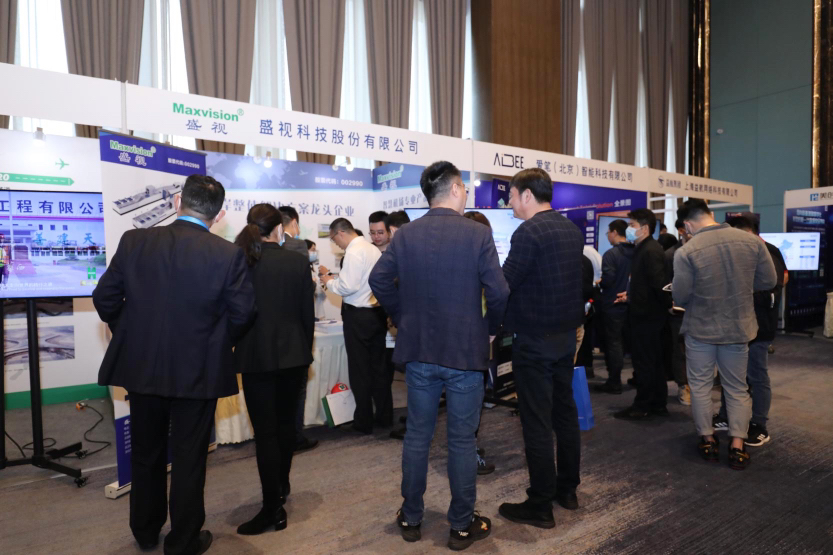 乐投(中国)letou·官方网页版,同步出席中国自贸区和海关特殊监管区域建设及产业论坛、全国民航“互联网+”智慧机场建设发展高峰会及中国国际技术进出口交易会